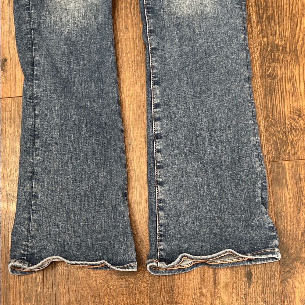 American Eagle Outfitters Blue Flare Jeans - Picture 3 of 12